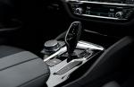BMW 520i Sedan Luxury Line 2019 года (MY)